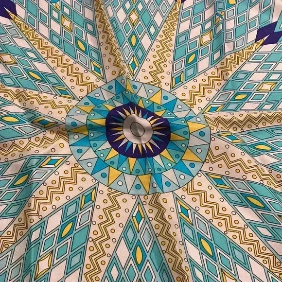 NWT Authentic Emilio Pucci Large Silk Made in Italy Fashion Abstract Scarf - Picture 7 of 8